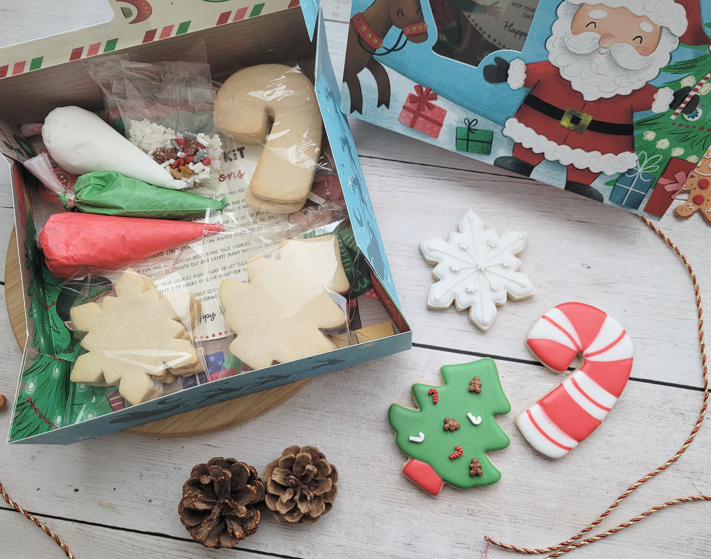 Cookie decorating kit